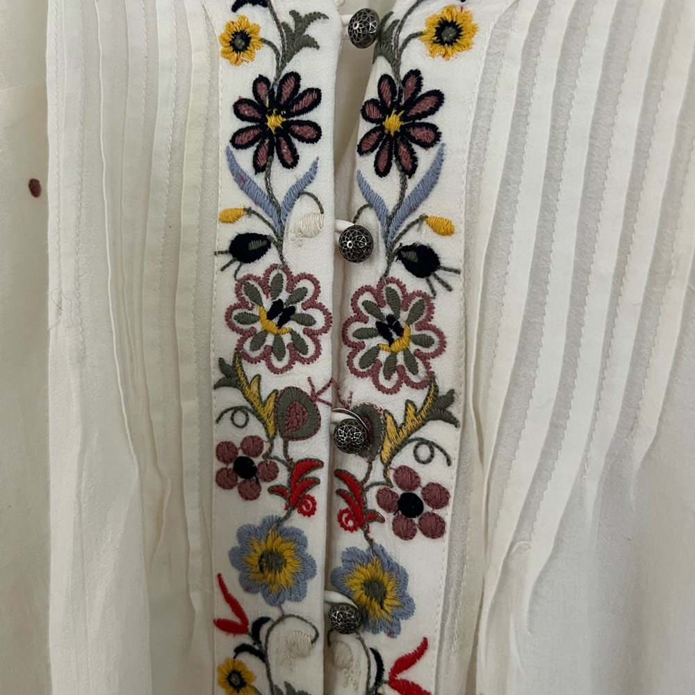 Anthropologie Cream Boho Embroidered V-Neck Blouse - Picture 5 of 7